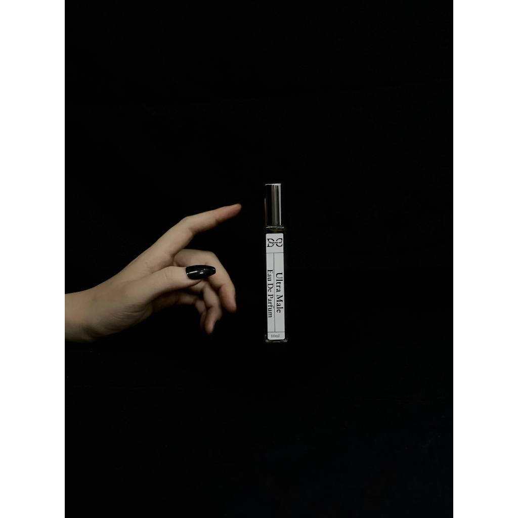 Tinh dầu thơm DC Ultra Male Giản dị,  Nam tính, Cuốn hút - 10ml | BigBuy360 - bigbuy360.vn