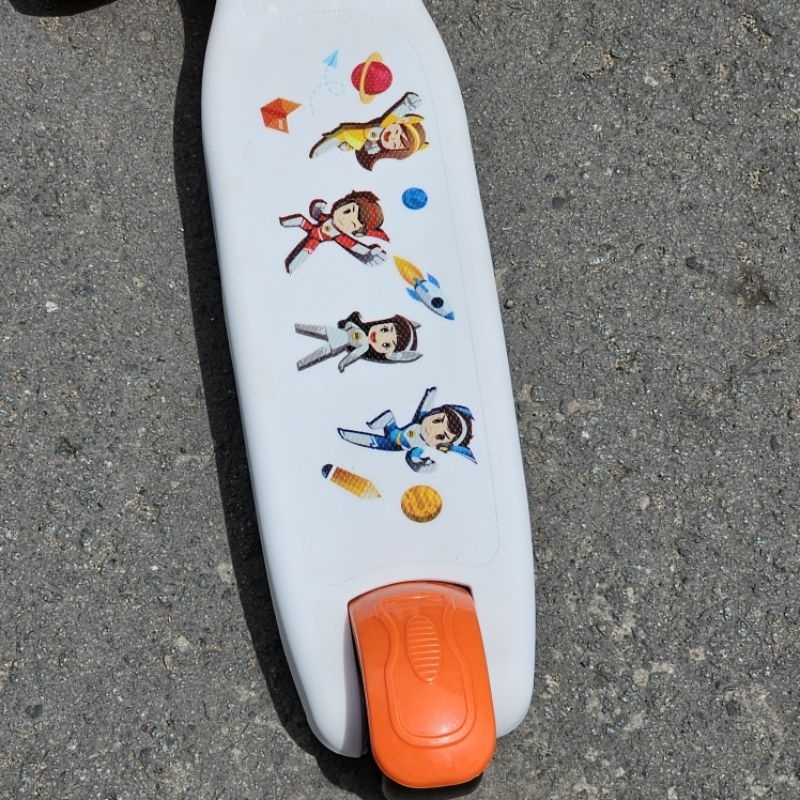 Xe trượt 2 tầng có đèn có nhạc cho bé