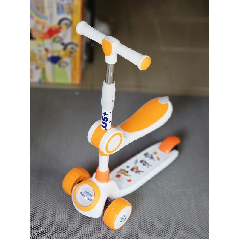 Xe trượt 2 tầng có đèn có nhạc cho bé