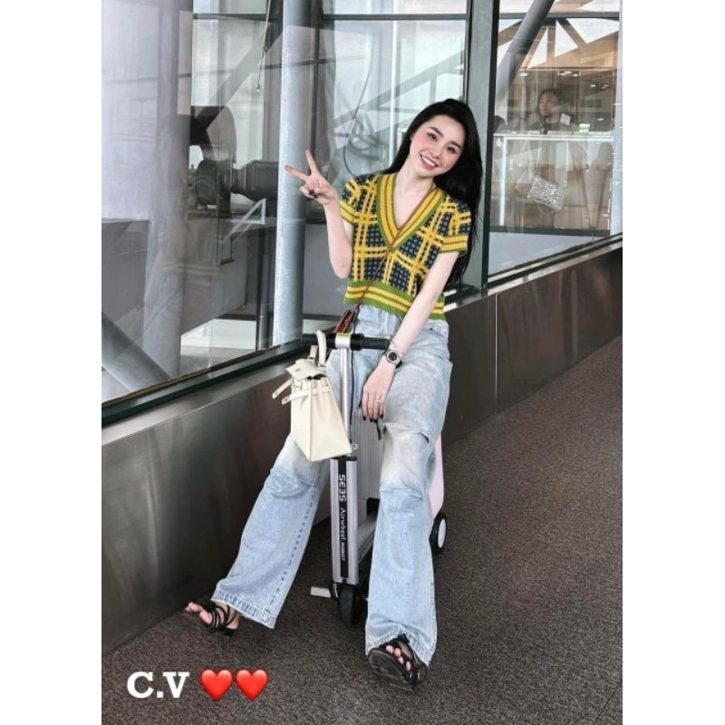 Áo len kẻ caro vàng hàng QC