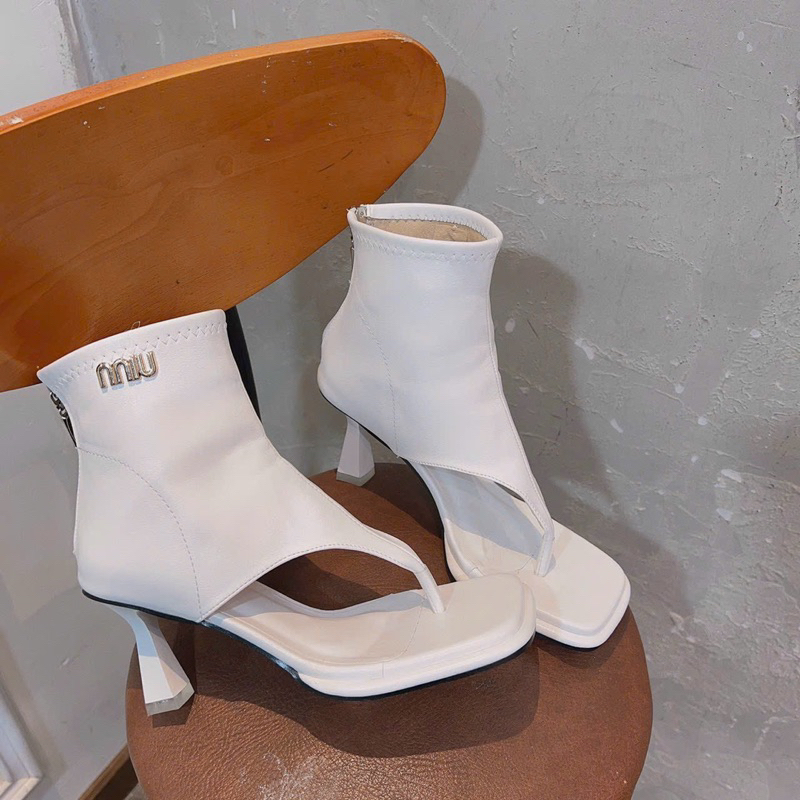 Bốt xỏ da hậu kéo 8 phân