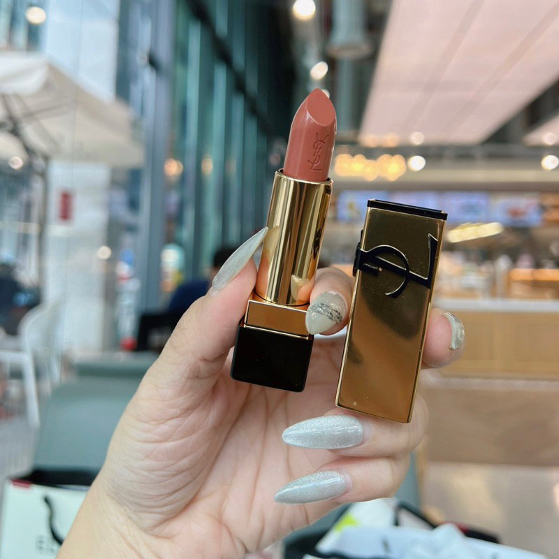 Son YSL màu NM mới tông cam đất pha nâu