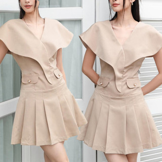 Đầm xòe xếp ly, cổ bèo đi dự tiệc Akina