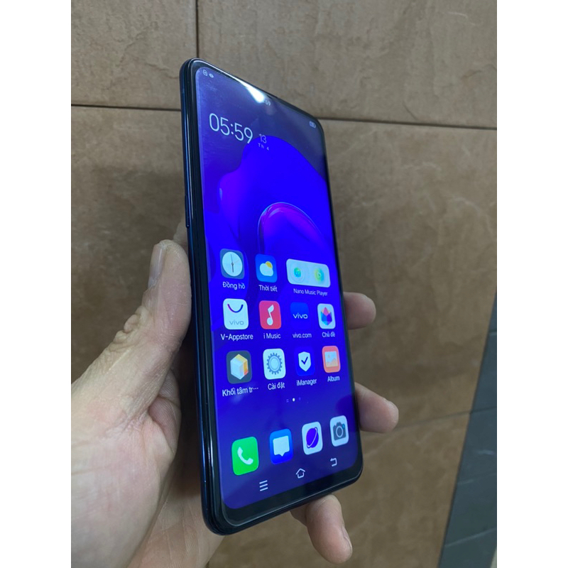 Điện thoại VIVO X27 snap710 ram 8gb 255gb 6.39 inch