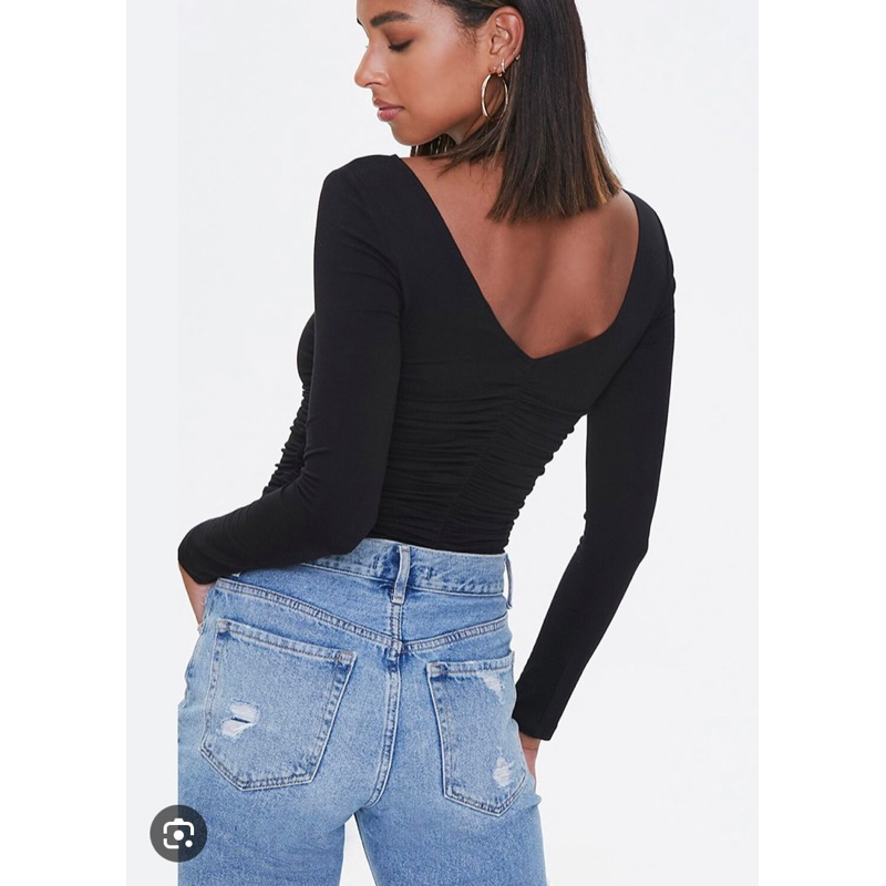 Áo croptop tay dài cổ tim A50