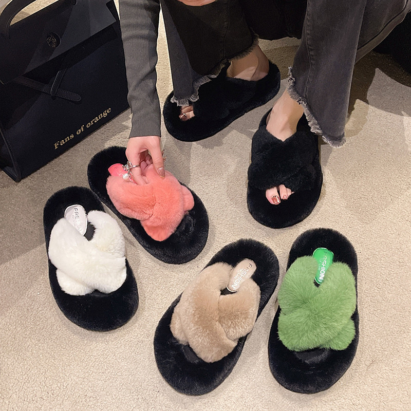 Dép Lông Quai Chéo Phủ Lông Mix Màu Đế Cao 4 Cm Mẫu Mới Siêu Xinh Mùa Đông