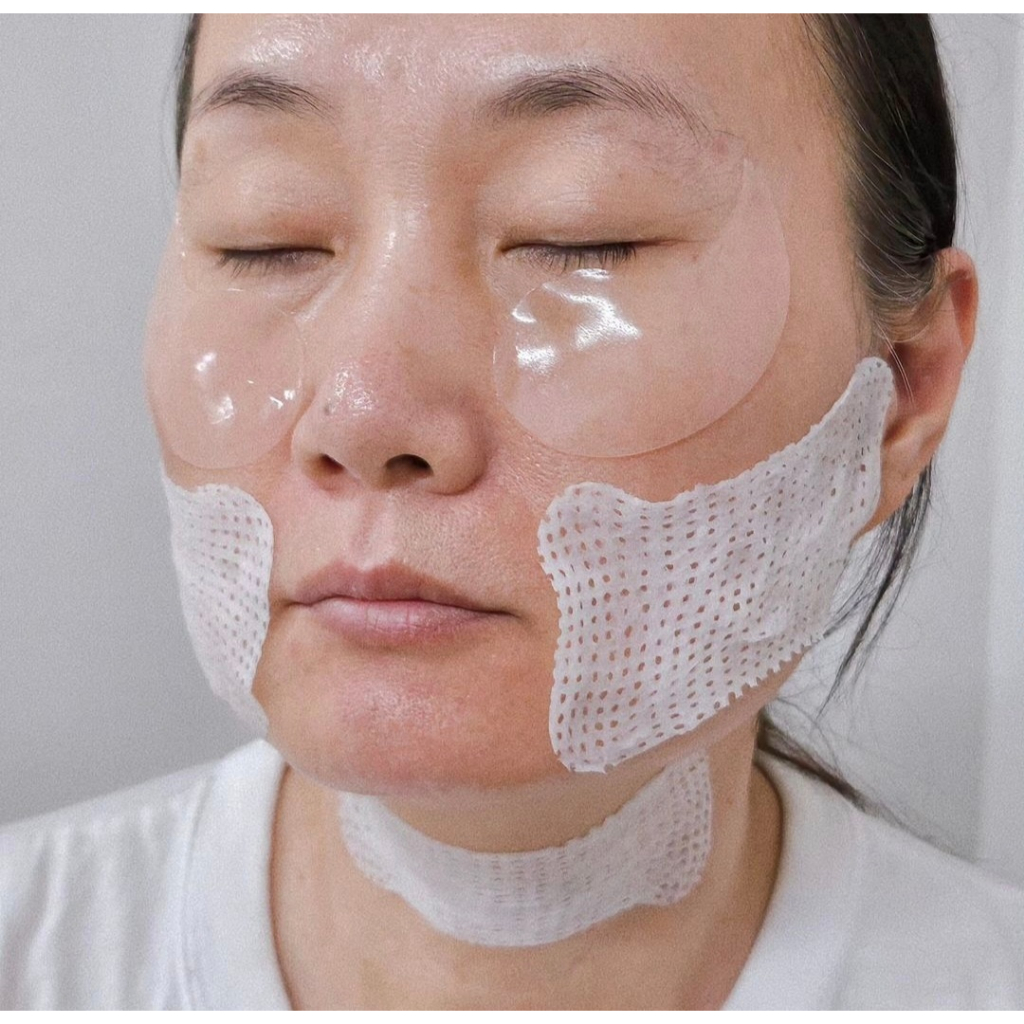 Pad săn chắc da chống lão hóa MEDIHEAL RETINOL COLLAGEN LIFTING PAD