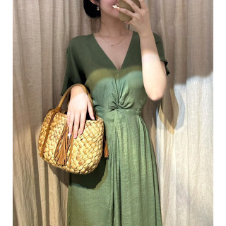 Đầm Xoắn Eo Xô Lụa E105