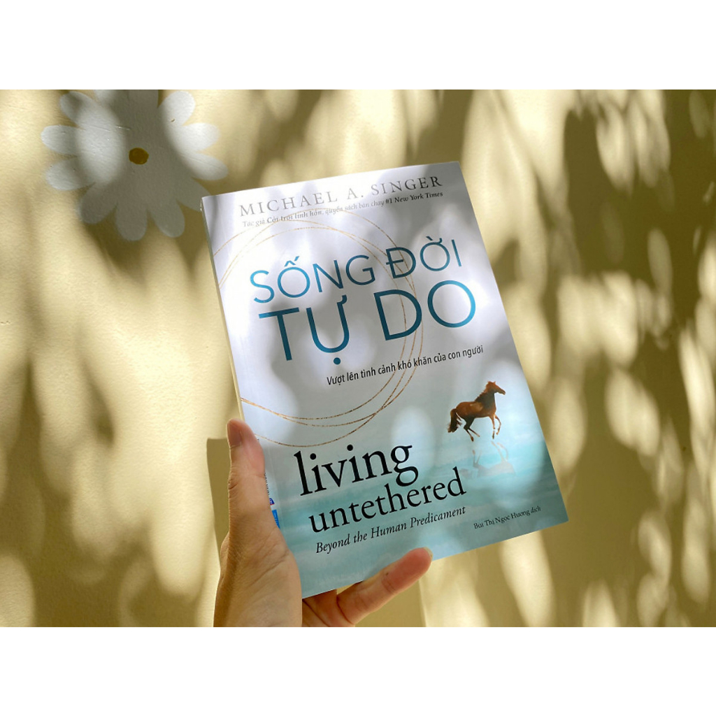 Sách - Sống Đời Tự Do  - First News