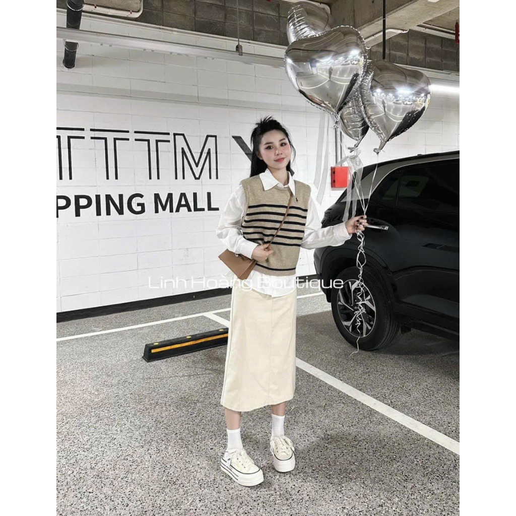 Áo len ghile kẻ thêu ngựa 2 màu