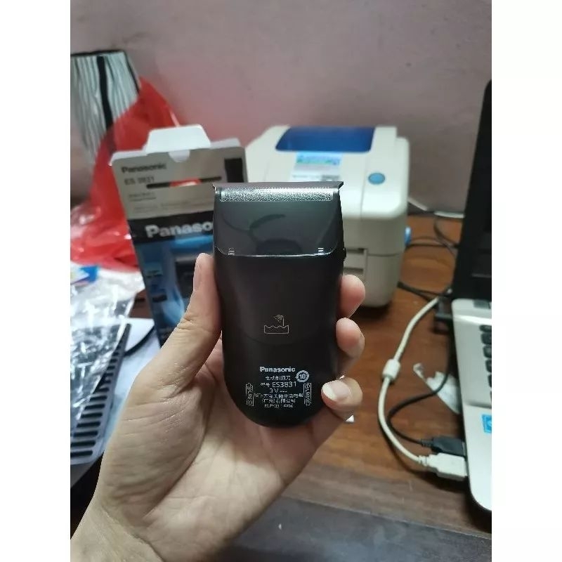 🇻🇳 Máy cạo râu Panasonic ES-3831