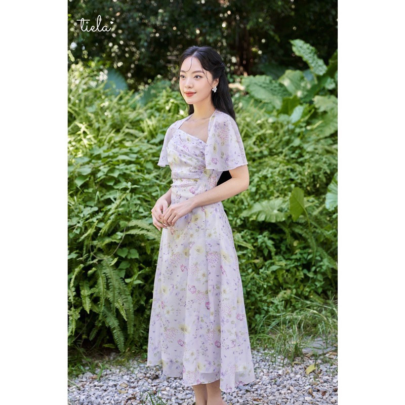 Đầm Juhi size M newtag Tiela