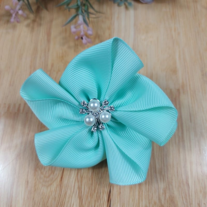 Kẹp tóc handmade by Vân Kim