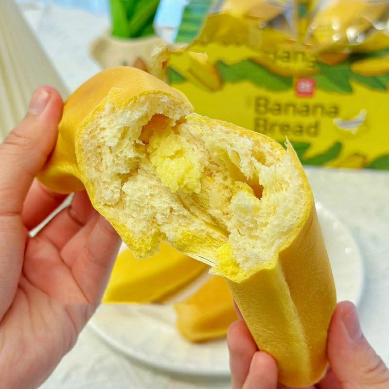 Combo 6 Bánh Bông Lan Quả Chuối Nhân Kem Siêu To 360g