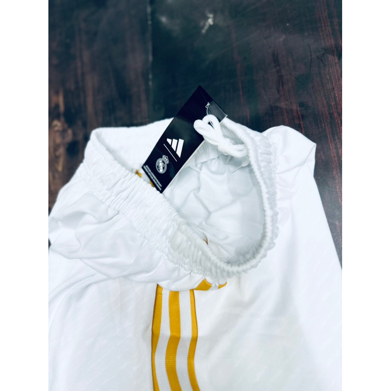 Quần đùi đá banh bản player cao cấp clb RealMadrid sân nhà 2023