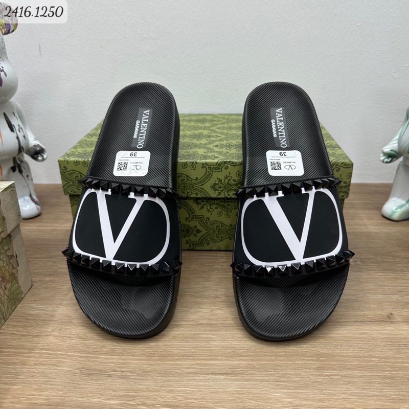 Dép VLTN quai ngang dành cho nam - dép VLTN đinh độc lạ