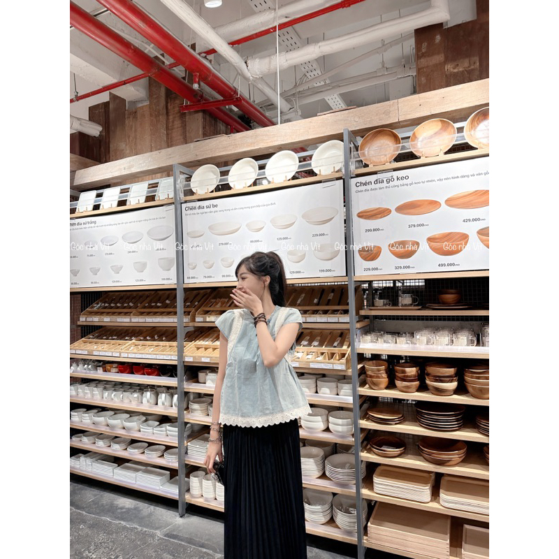 Áo jeans nhạt form babydoll phối ren