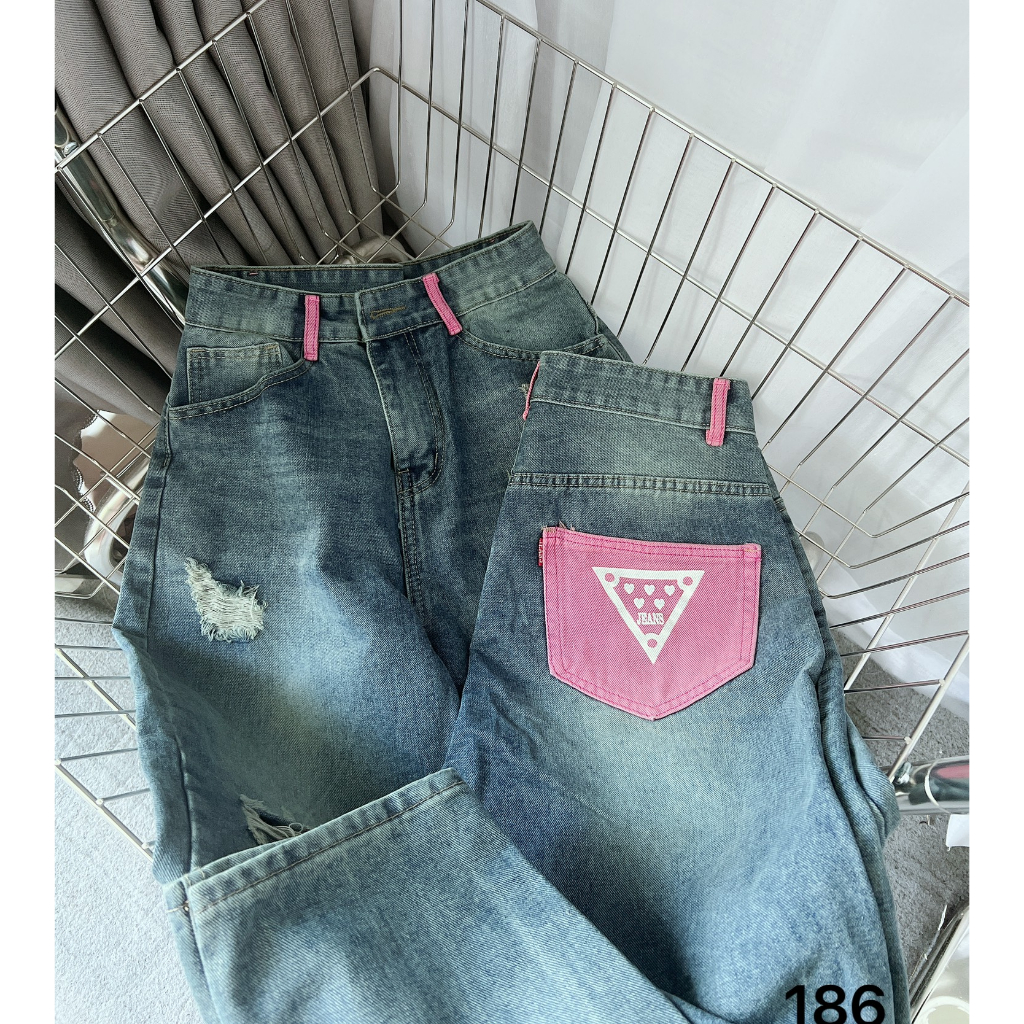 Quần baggy jean nữ bigsize từ 55kg đến 85kg lưng cao phối túi màu hồng in chữ MS186 2KJEANS