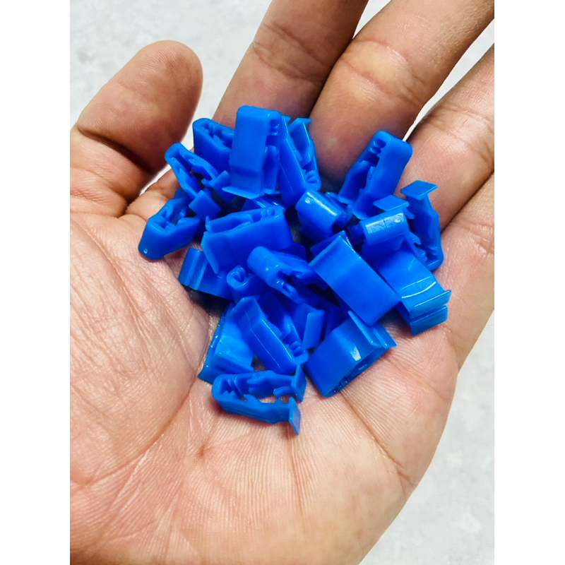 Kẹp nhựa Honda Vàng Trắng Xanh gài dàn áo xe máy tay ga / MoTo hàng chuẩn Honda