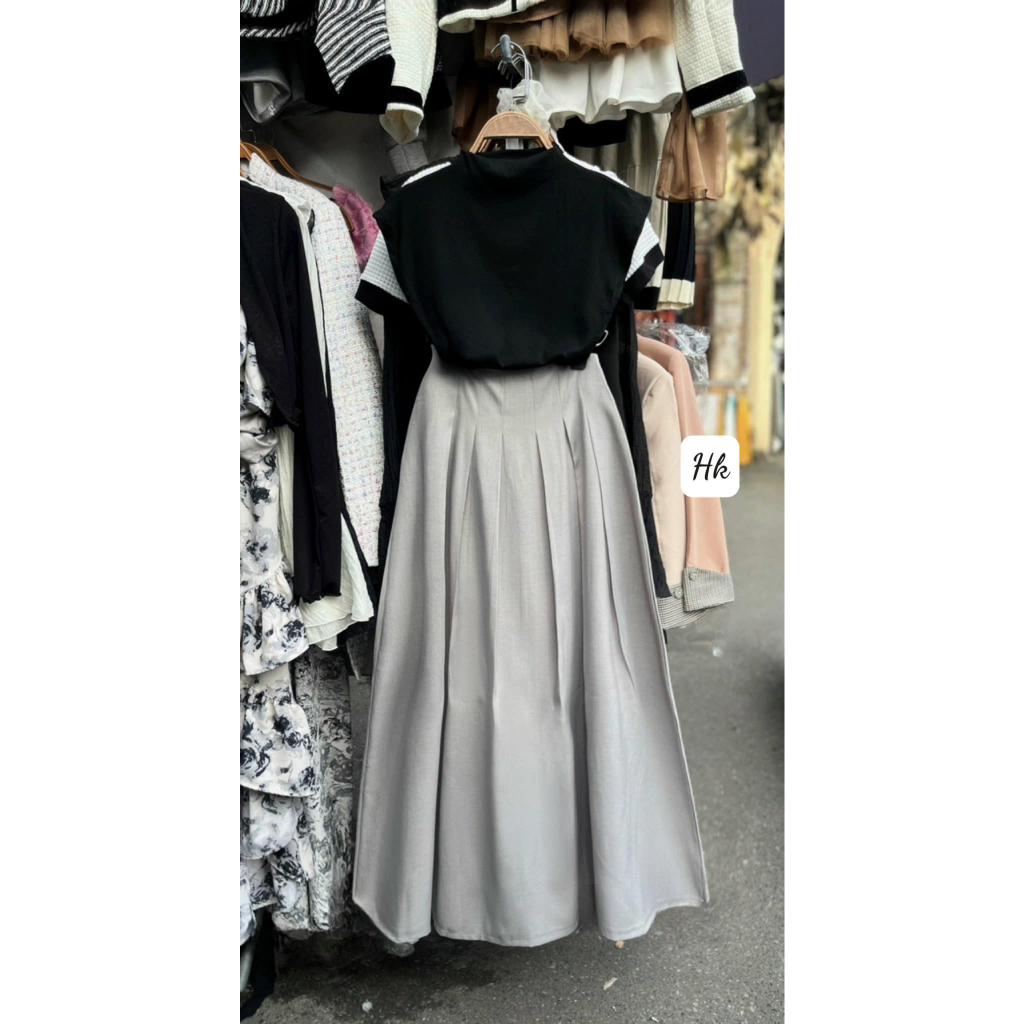 Sét áo đen cổ cao trơn + chân váy cạp cao dáng dài hót