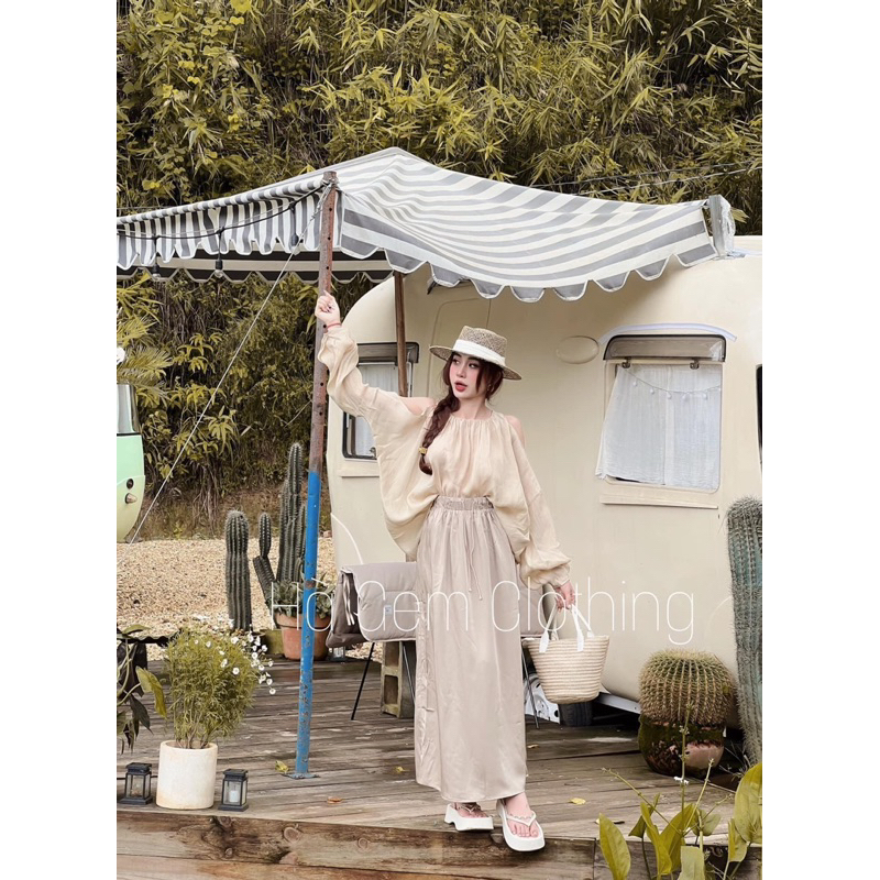 SÉT CHÂN VÁY VÀ ÁO ASHLEY SIZE M (có ảnh thật)