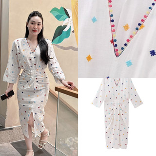Đầm trắng dài tay hoạ tiết hàng TQ