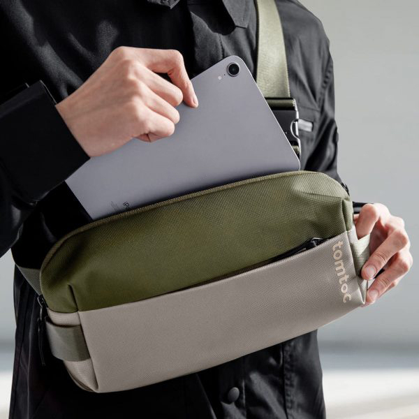 TÚI ĐEO CHÉO TOMTOC  LIGHTWEIGHT SLING BAG GREEN H02-A04T02 - GRAY H02-A04G02