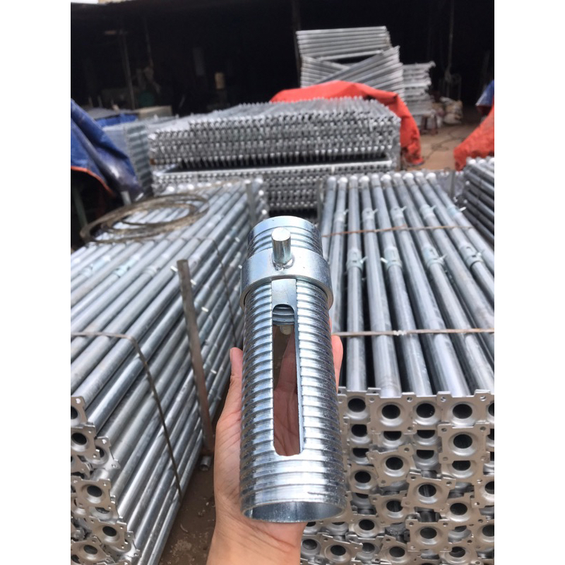 Ống ren cây chống tăng. ống ren