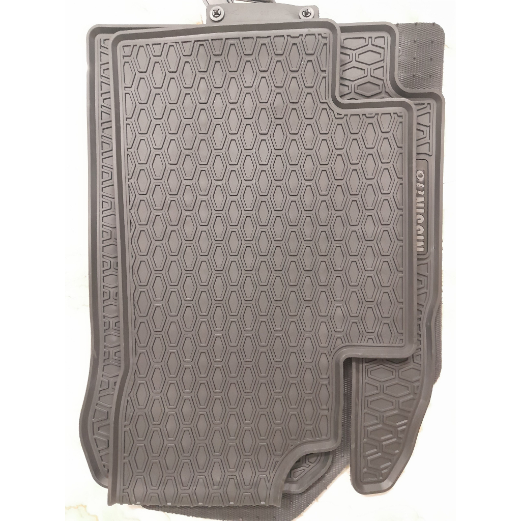 [ HUYNDAI I10 2023 ] Thảm Sàn, Thảm Lót Sàn Cao Su Nissin Đúc Vân Tổ Ong Chuẩn Form Xe Huyndai I10 Đời 2023 | BigBuy360 - bigbuy360.vn