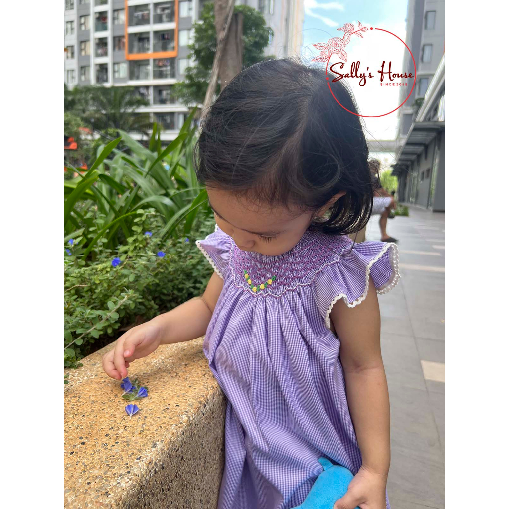 Đầm xích móc tím cho bé gái, vải cotton lụa mềm ít nhăn. đầm bé gái hai lớp, đầm smock caro tím