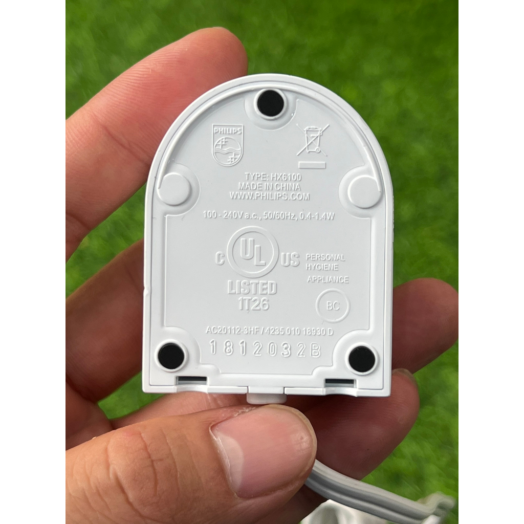 BỘ SẠC PHILIPS HX6100 BÀN CHẢI ĐÁNH RĂNG ĐIỆN CHÍNH HÃNG