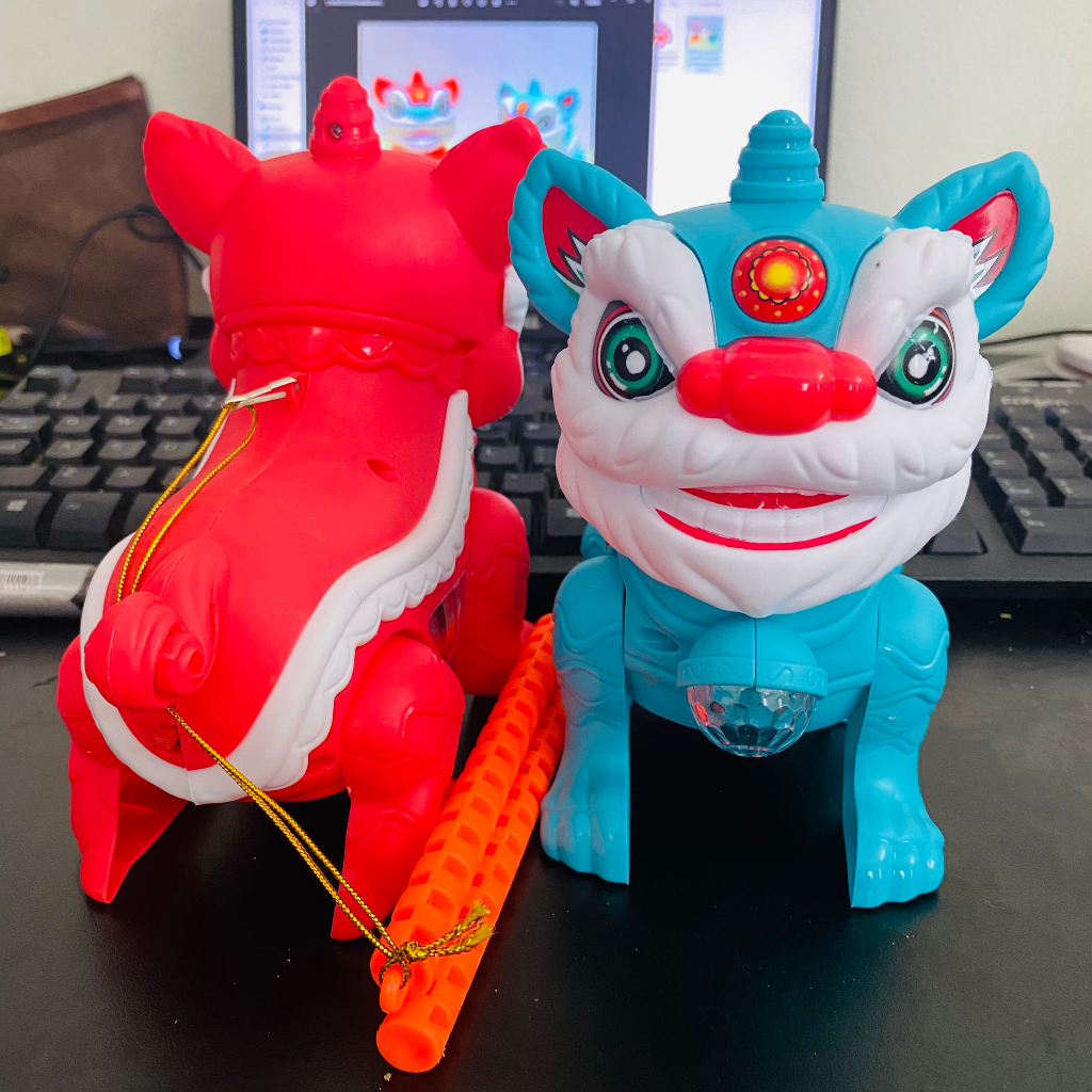 Đồ chơi Kỳ Lân Sư Tử chạy pin có 2 đèn phản quang và nhạc, con vật kèm que dây dẫn cho bé từ 6 tháng