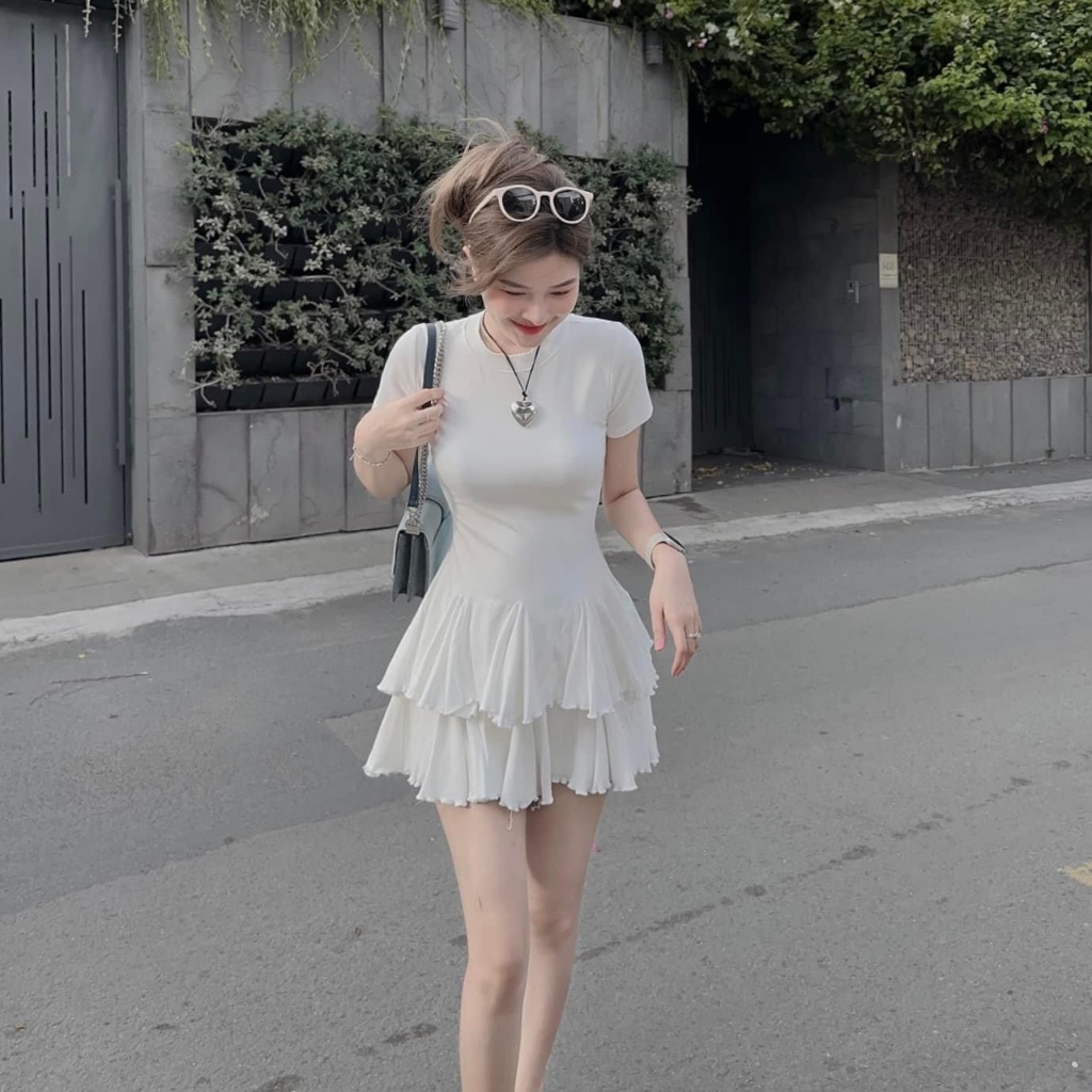 Sét bộ nữ dáng xoè cổ tròn tua rua xếp ly tầng chất vải thun cotton lạnh dày hot trend tôn da,tôn dáng cho các tình yêu