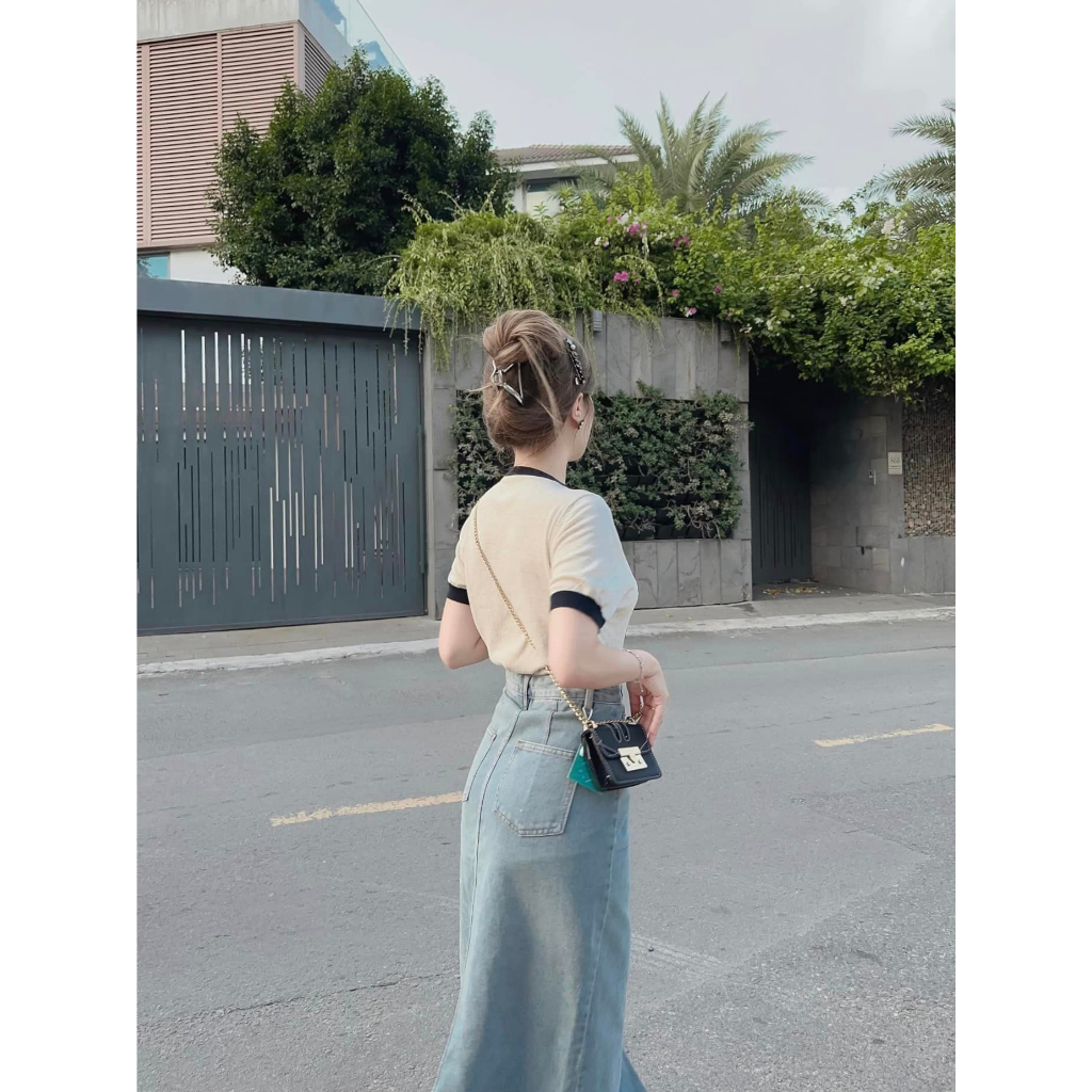 CHÂN VÁY JEANS NỮ LƯNG CAO XẺ HÔNG TRÁI CAO MÀU XANH NHẠT LAI TUA TÔN DÁNG SIÊU ĐỈNH PHONG CÁCH NGẦU