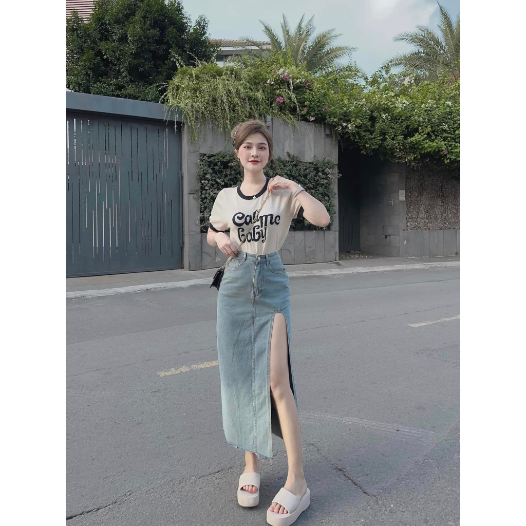 CHÂN VÁY JEANS NỮ LƯNG CAO XẺ HÔNG TRÁI CAO MÀU XANH NHẠT LAI TUA TÔN DÁNG SIÊU ĐỈNH PHONG CÁCH NGẦU