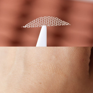 Kích mí lưới bằng lụa siêu tự nhiên sử dụng nước thay cho keo dán