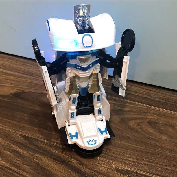 Đồ chơi xe ô tô cảnh sát biến hình Robot