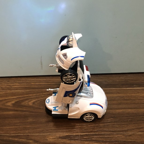 Đồ chơi xe ô tô cảnh sát biến hình Robot