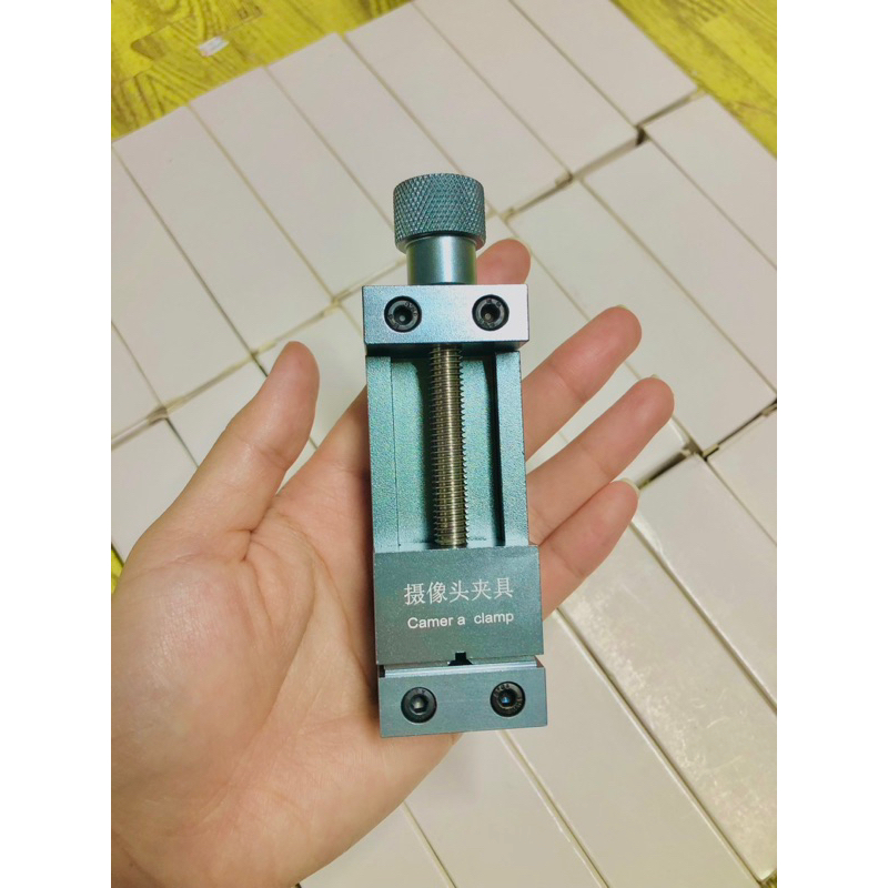 Đế kẹp làm camera