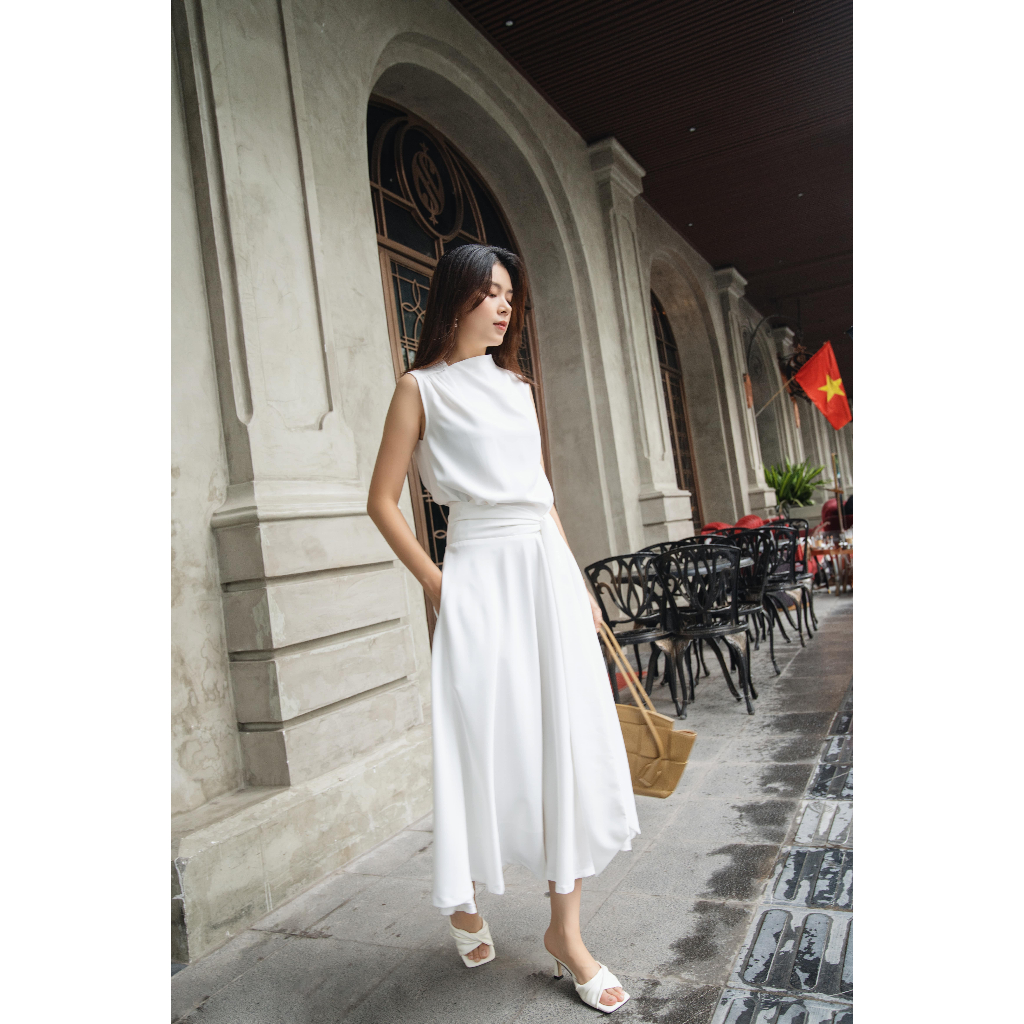Đầm lụa trơn thắt nơ eo - Trắng | Hà Cúc