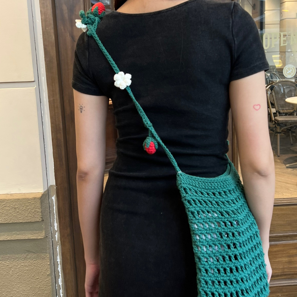 Túi đeo chéo Berry Knit bag handmade - Onism