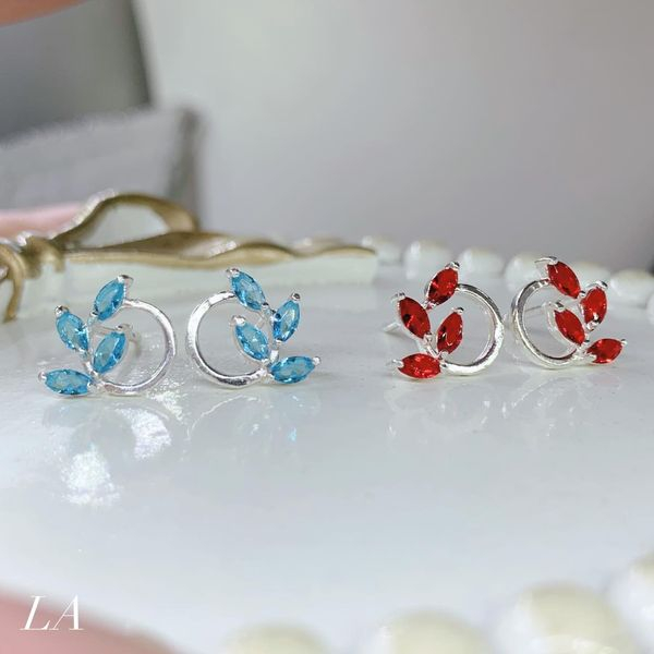 Bông tai tròn kết hợp lá đá xanh, đỏ siêu xinh