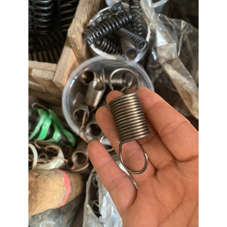 Lò xo kéo phi 22 (sợi 2mm dài 70mm)✅✅✅