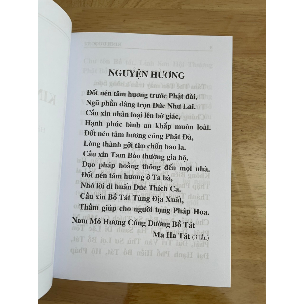 Sách - Hồng Danh Sám Hối, Nghi Thức Cầu An Cầu Siêu, Bổn Môn Pháp Hoa Kinh, Kinh Dược sư