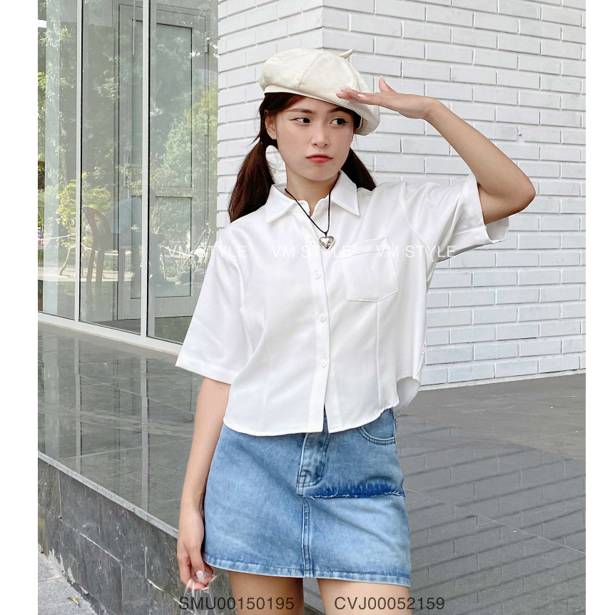 [Mã FATREND2810 giảm đến 30k tối đa 99k] Áo sơ mi nữ VMSTYLE tay ngắn cổ bẻ croptop trơn 1 túi bên basic C07 - SMU00150