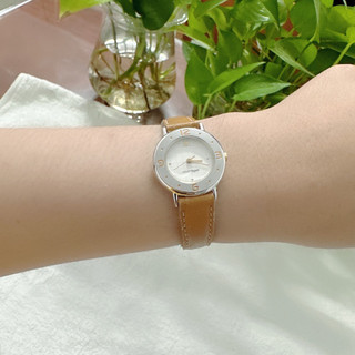 Đồng hồ nữ si nhật hiệu courreges (pháp)
