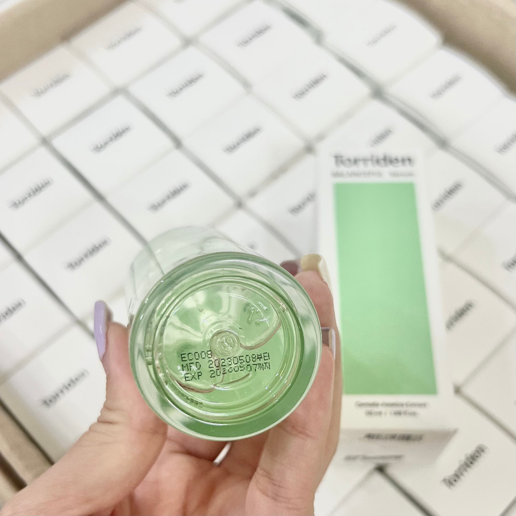 Tinh Chất Dưỡng Chiết Xuất Rau Má Dịu Da Torriden Balanceful 50ml