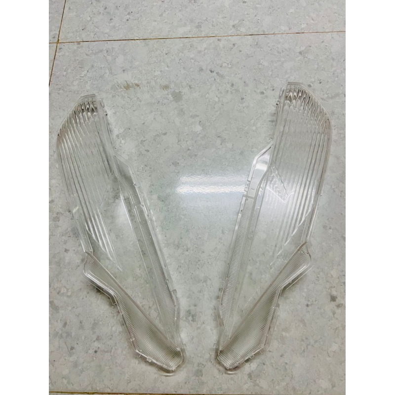 Kính CHỤP XI NHAN TRƯỚC HONDA LEAD 125