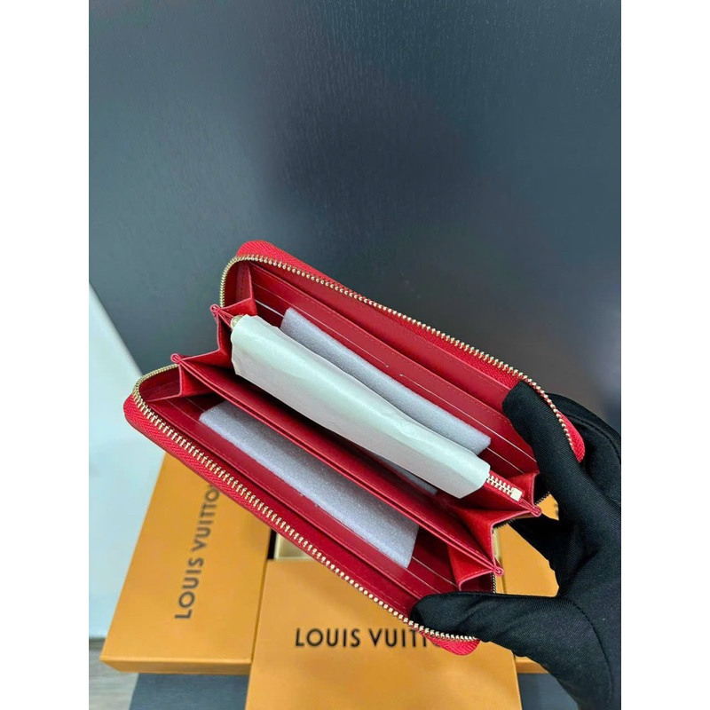 Ví lv da bóng hoạ tiết 3D size20