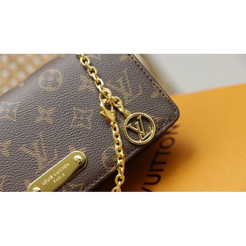 TÚI LV pouch new sp